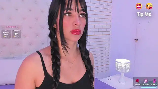 Snapshot of Emilly_wilson_ chatting on 09-09-25, 12:48 Emilly wilson online show from 09-09-25, 12:48