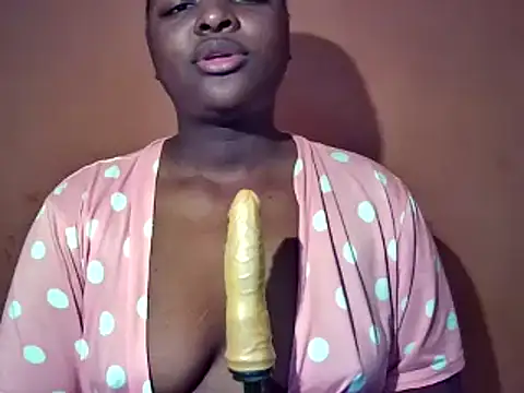 Snapshot of sexyhips2001 chatting on 10-15-25, 05:40 sexyhips2001 online show from 10-15-25, 05:40