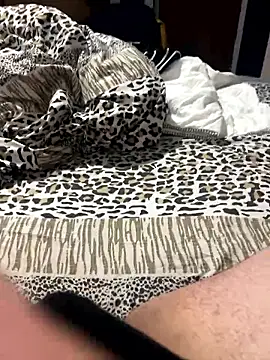 Snapshot of Mpampi chatting on 11-18-25, 06:23 Mpampi online show from 11-18-25, 06:23