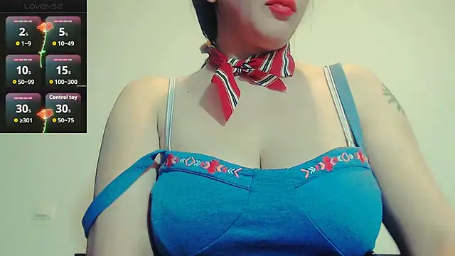 Alina eve online show from 03-06-26, 05:31