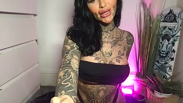 Peaches and the Cream online show from 03-05-26, 08:49