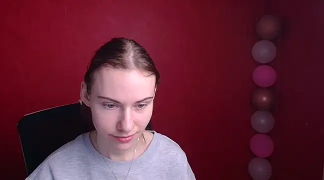 Snapshot of Fiona_Night chatting on 03-06-25, 12:09 Fiona Night online show from 03-06-25, 12:09