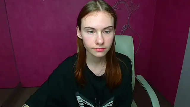 Snapshot of Fiona_Night chatting on 03-09-25, 11:03 Fiona Night online show from 03-09-25, 11:03