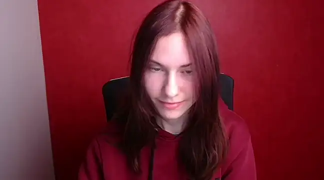 Snapshot of Fiona_Night chatting on 03-18-25, 06:15 Fiona Night online show from 03-18-25, 06:15