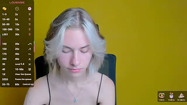 Snapshot of Fiona_Night chatting on 09-19-25, 11:22 Fiona Night online show from 09-19-25, 11:22