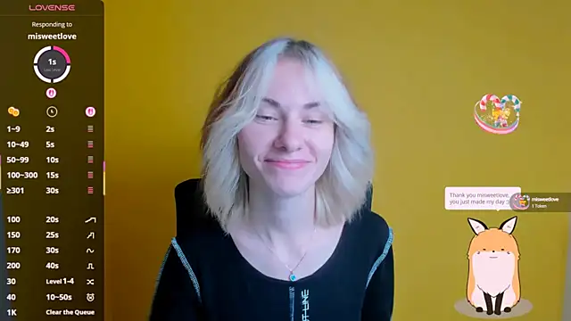 Snapshot of Fiona_Night chatting on 09-30-25, 05:12 Fiona Night online show from 09-30-25, 05:12