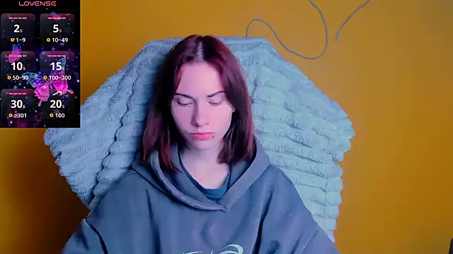 Fiona Night online show from 04-19-26, 05:18