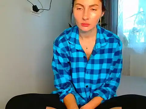 Irina9793 online show from 06-03-26, 05:10