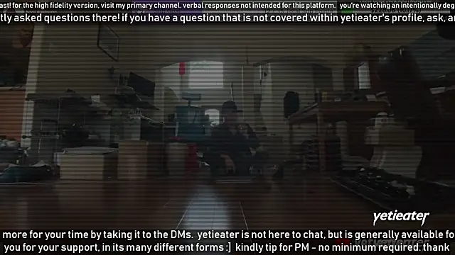 Snapshot of yetieater chatting on 01-09-25, 09:58 yetieater online show from 01-09-25, 09:58