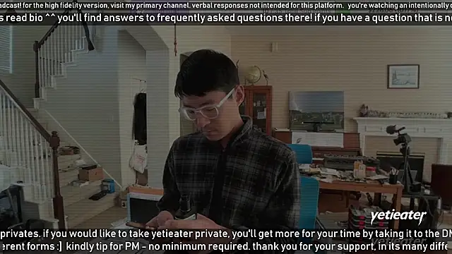 Snapshot of yetieater chatting on 01-23-25, 08:13 yetieater online show from 01-23-25, 08:13