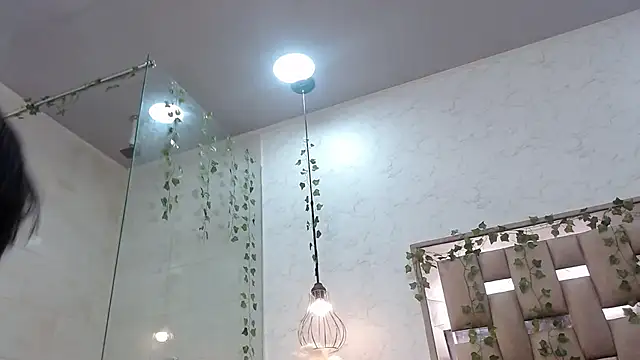 Aria and orien online show from 03-04-25, 02:10