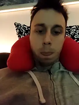 Snapshot of Cazzettostorto99 chatting on 02-27-25, 08:53 Cazzettostorto99 online show from 02-27-25, 08:53