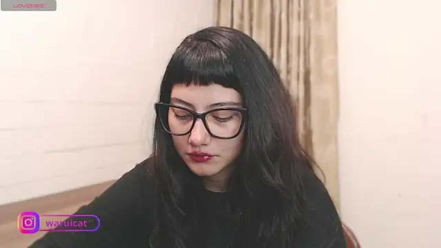 Laury uri online show from 02-17-26, 01:24