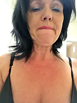 Melody73 online show from 02-08-26, 04:54