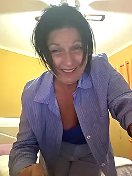 Melody73 online show from 02-19-26, 06:48