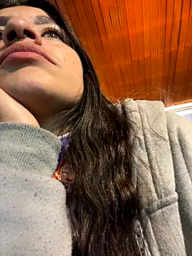 sofia 23x online show from 09-26-25, 01:48