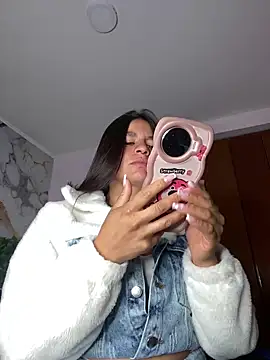 sofia 23x online show from 10-07-25, 12:46