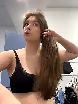 Snapshot of HannaJohnson chatting on 11-28-25, 06:16 HannaJohnson online show from 11-28-25, 06:16