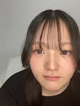 MinaKubo online show from 05-01-26, 10:09