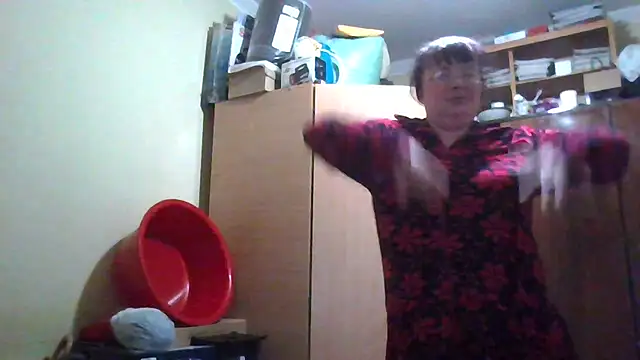 Queen-Elizabeth-25 online show from 03-09-25, 04:05