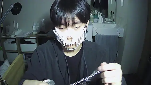 sdamvo2 online show from 12-04-25, 01:20