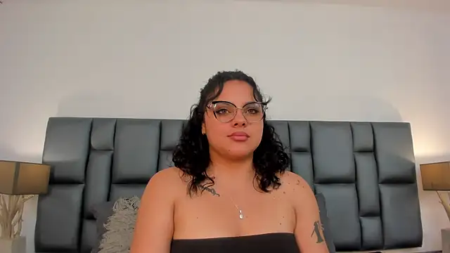 LunaSotto online show from 03-16-25, 01:59