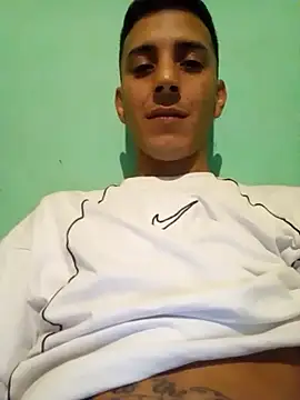 Snapshot of walterdsm chatting on 03-11-25, 04:21 walterdsm online show from 03-11-25, 04:21