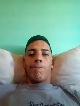 Snapshot of walterdsm chatting on 03-17-25, 11:31 walterdsm online show from 03-17-25, 11:31