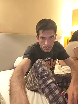 parejade225xh online show from 04-05-26, 01:30