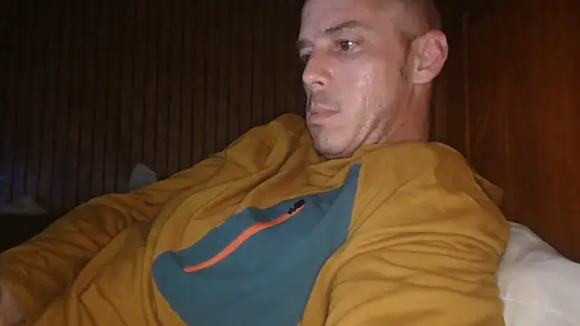 Snapshot of Mac_ThunderCock chatting on 10-02-25, 01:23 Mac ThunderCock online show from 10-02-25, 01:23