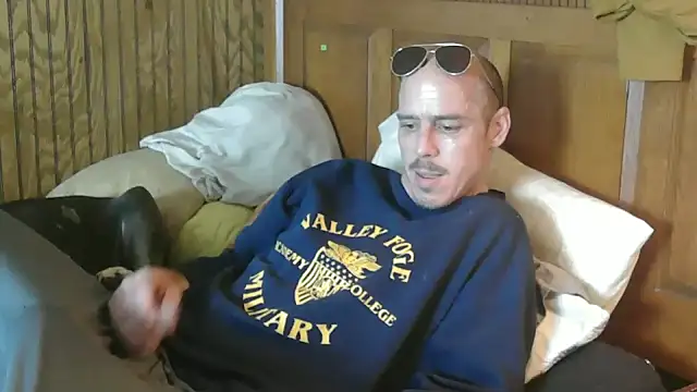 Snapshot of Mac_ThunderCock chatting on 10-09-25, 11:47 Mac ThunderCock online show from 10-09-25, 11:47