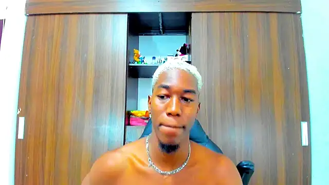 Dreamastercum  online show from 10-02-25, 07:54