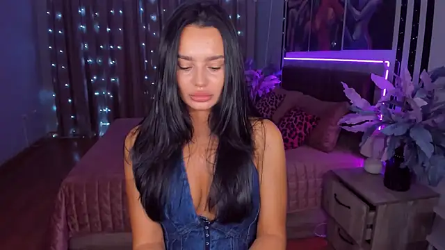 Snapshot of DanaSincere chatting on 03-19-25, 04:03 DanaSincere online show from 03-19-25, 04:03