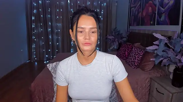 Snapshot of DanaSincere chatting on 09-13-25, 05:40 DanaSincere online show from 09-13-25, 05:40