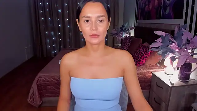 Snapshot of DanaSincere chatting on 11-29-25, 06:27 DanaSincere online show from 11-29-25, 06:27