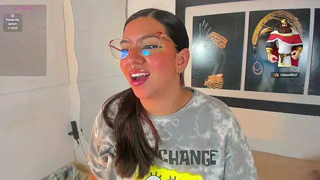 Snapshot of emilyy_cooperr chatting on 11-26-25, 12:17 emilyy cooperr online show from 11-26-25, 12:17