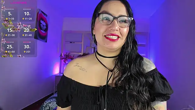 Snapshot of tamara_rouse1 chatting on 10-02-25, 04:19 tamara rouse1 online show from 10-02-25, 04:19