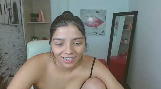 Snapshot of issa__nassar chatting on 03-10-25, 12:26 issa nassar online show from 03-10-25, 12:26