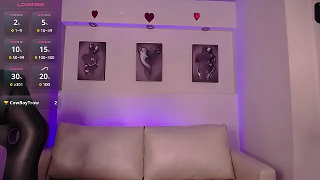 Snapshot of MiiaSuki chatting on 03-21-25, 11:23 MiiaSuki online show from 03-21-25, 11:23