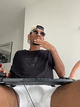 Miguel bigcock online show from 02-22-26, 09:57