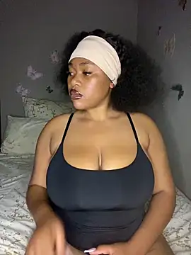 Snapshot of CuteSexyBoobz chatting on 02-01-26, 09:46 CuteSexyBoobz online show from 02-01-26, 09:46