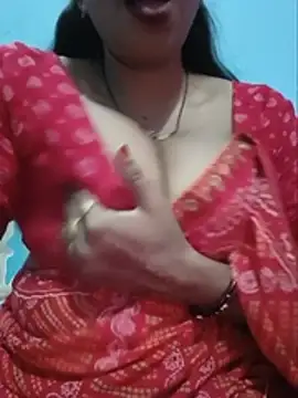 Snapshot of Sexyradha_ chatting on 07-18-26, 04:22 Sexyradha online show from 07-18-26, 04:22