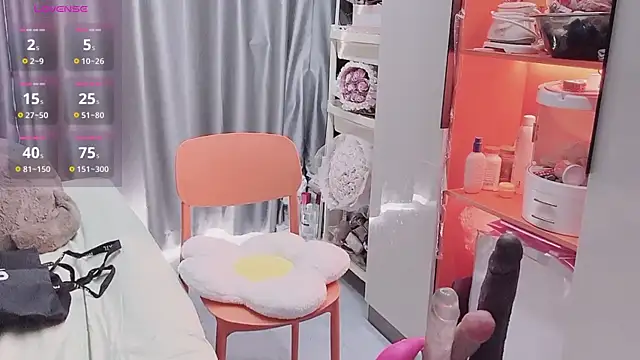 guoguo7777777 online show from 09-17-25, 05:42