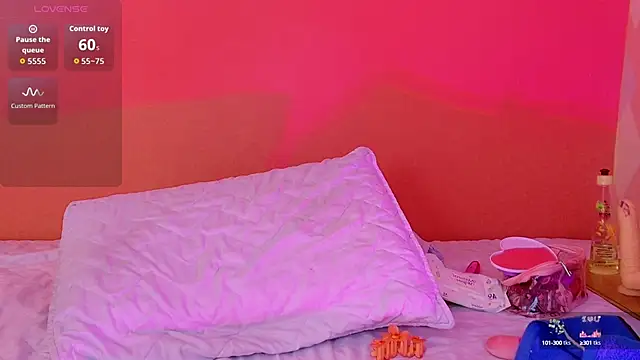 playfulcurvy online show from 10-01-25, 09:32