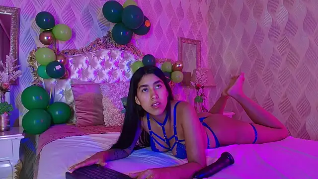 Snapshot of Mia_Montess chatting on 03-16-25, 01:49 Mia Montess online show from 03-16-25, 01:49