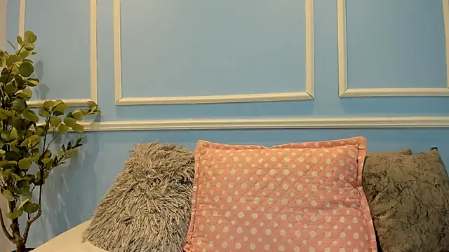 Lucy Canel online show from 10-02-25, 06:59