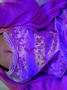 Snapshot of BellyDancer1 chatting on 11-01-25, 12:23 BellyDancer1 online show from 11-01-25, 12:23