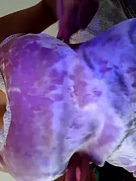 Snapshot of BellyDancer1 chatting on 11-01-25, 01:57 BellyDancer1 online show from 11-01-25, 01:57