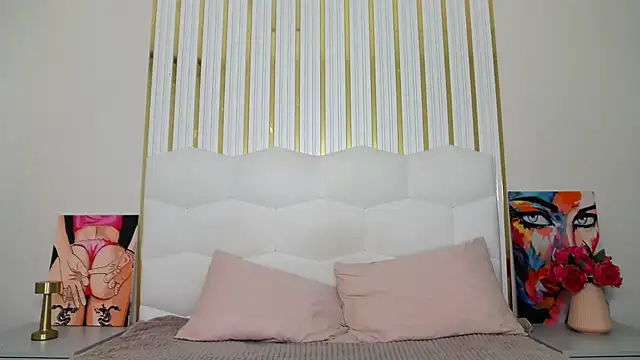 Snapshot of Eliss_Shyyo chatting on 09-29-25, 07:57 Eliss Shyyo online show from 09-29-25, 07:57