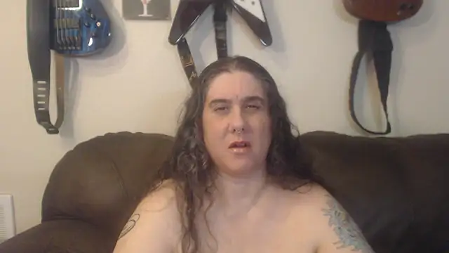 Snapshot of Dreaming_Of_Blue chatting on 03-09-25, 12:21 Dreaming Of Blue online show from 03-09-25, 12:21